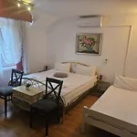 Georgiana Apartments 2